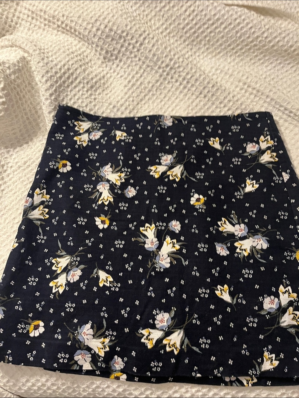 LOFT Navy Floral Mini Skirt with White & Yellow Blooms